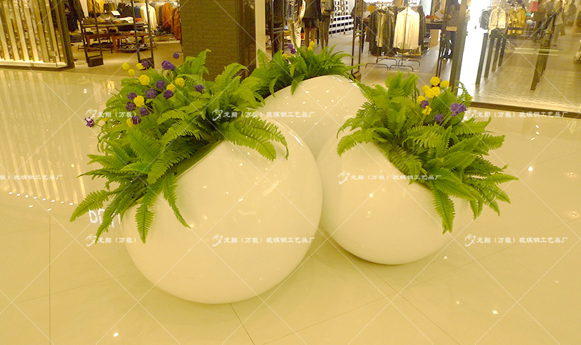 新型玻璃鋼花盆，讓你對(duì)花盆重新認(rèn)識(shí)！